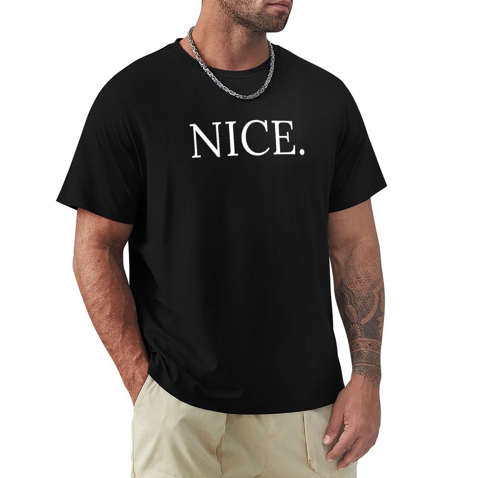 T-shirt de Noël amusant et sar - Outdoor Sports List avis et prix